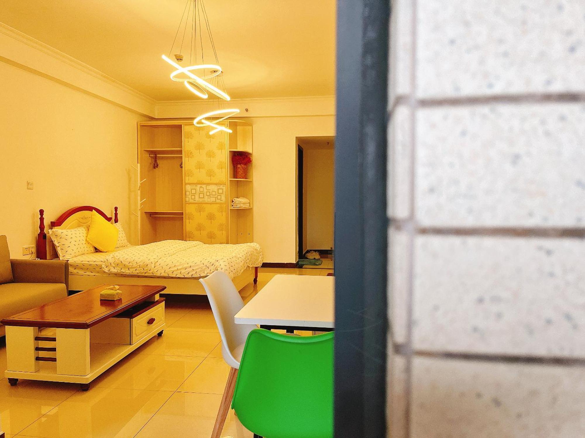 Lan House Youth Apartment Kanton Exteriér fotografie