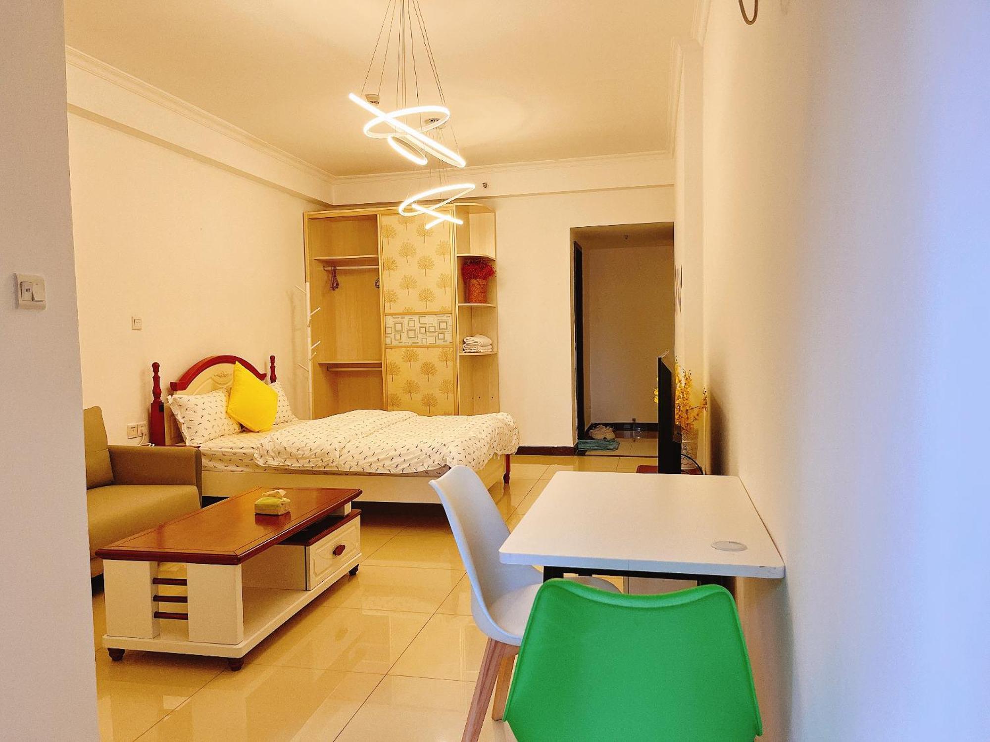 Lan House Youth Apartment Kanton Exteriér fotografie