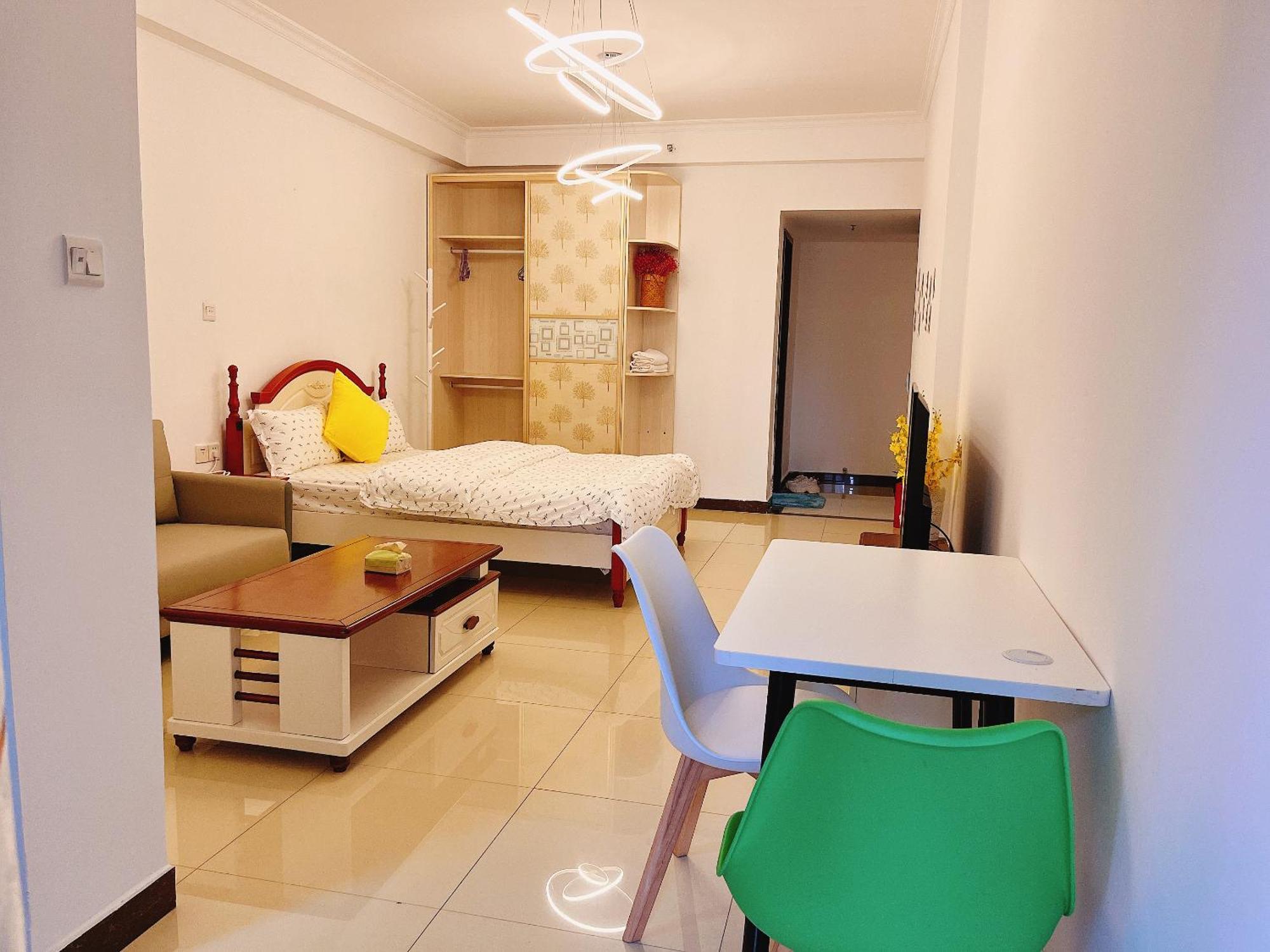 Lan House Youth Apartment Kanton Exteriér fotografie